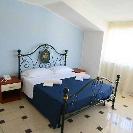 Grand Hostel Calabria Pietrapaola Exterior foto