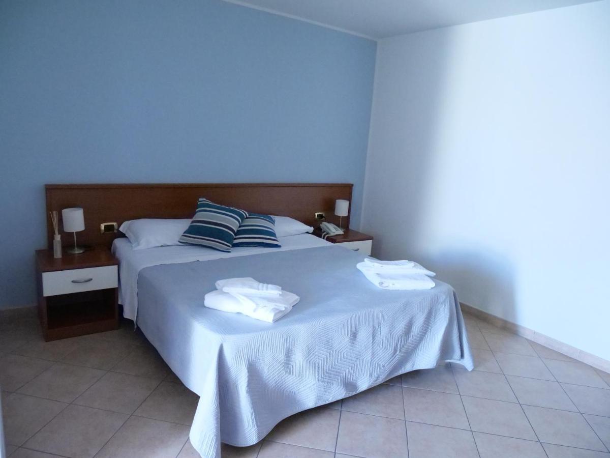 Grand Hostel Calabria Pietrapaola Exterior foto