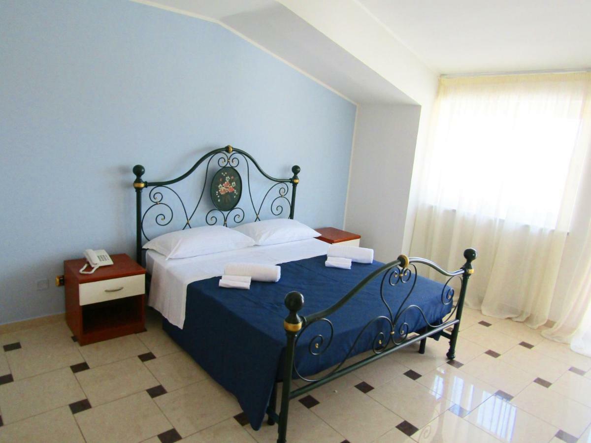Grand Hostel Calabria Pietrapaola Exterior foto