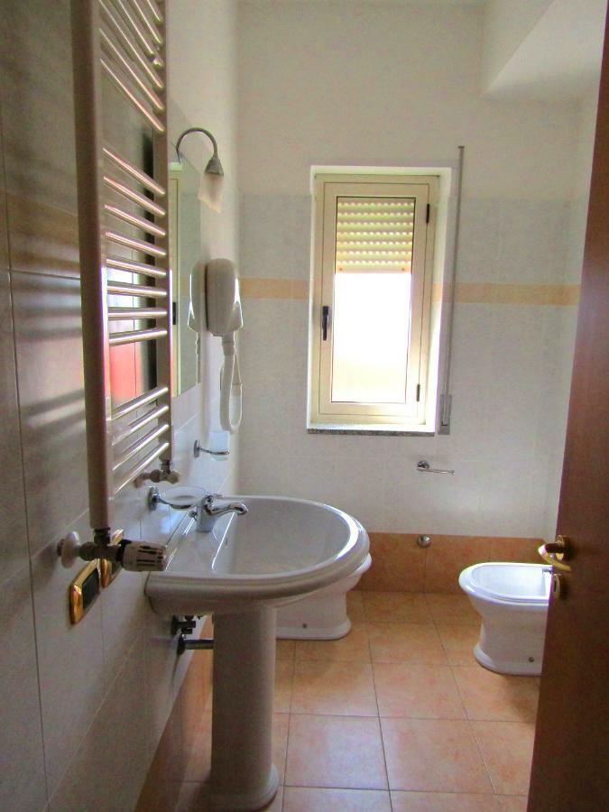 Grand Hostel Calabria Pietrapaola Exterior foto