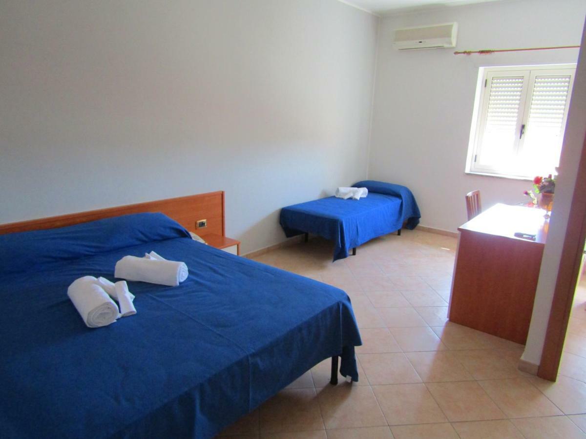 Grand Hostel Calabria Pietrapaola Exterior foto